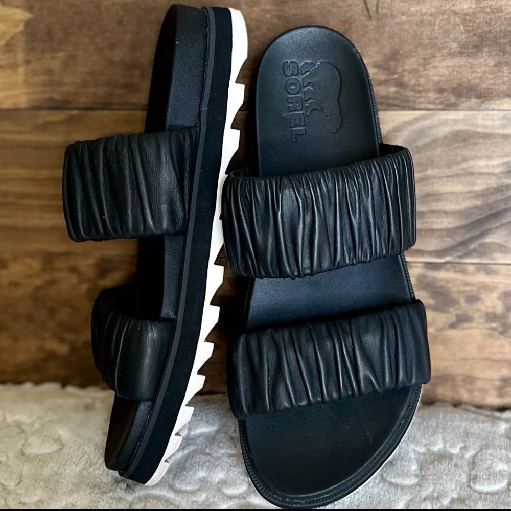 Sorel Black Ruched Strap Sandals